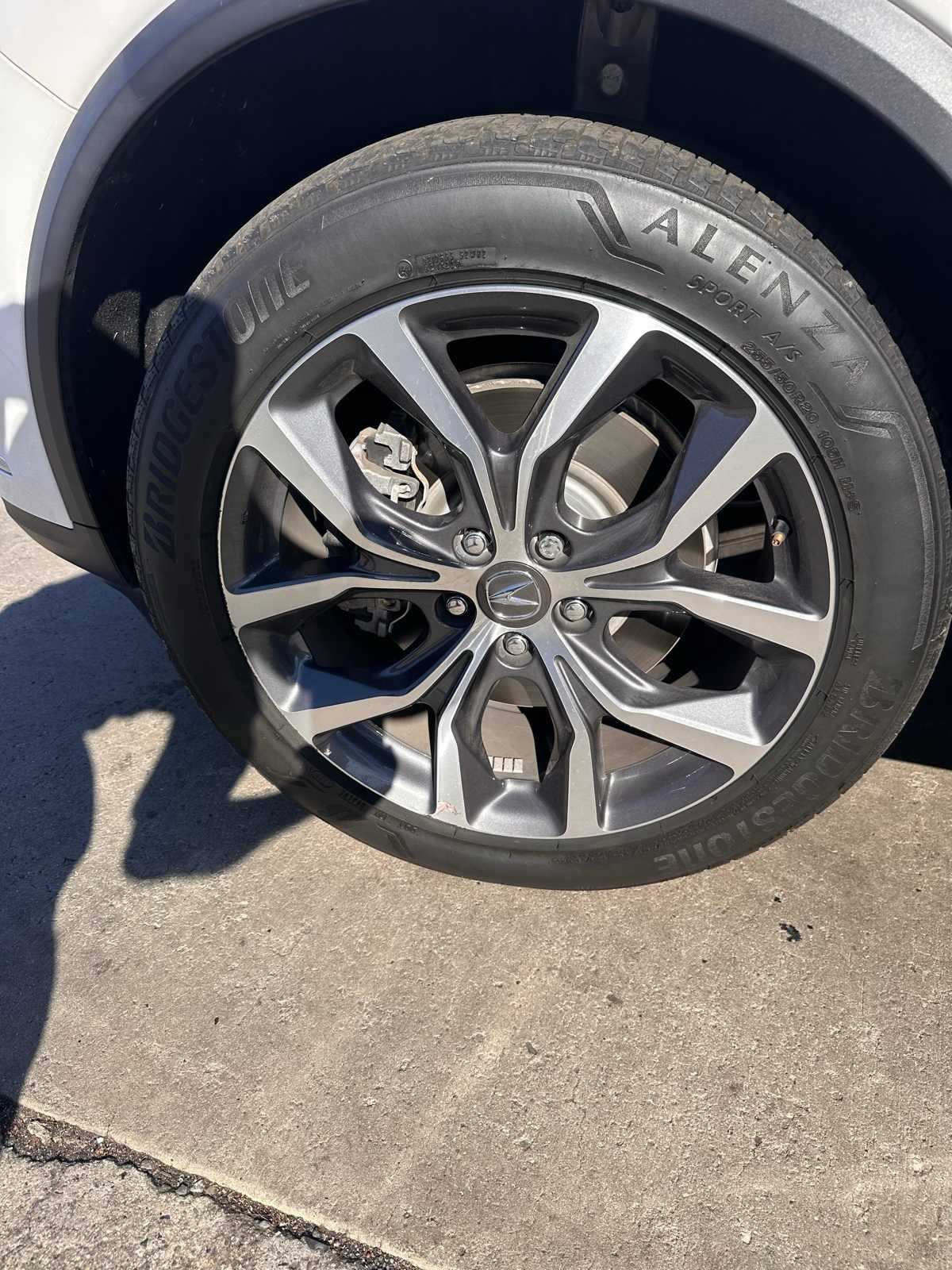 Thumbnail: 2023 Acura MDX - 9