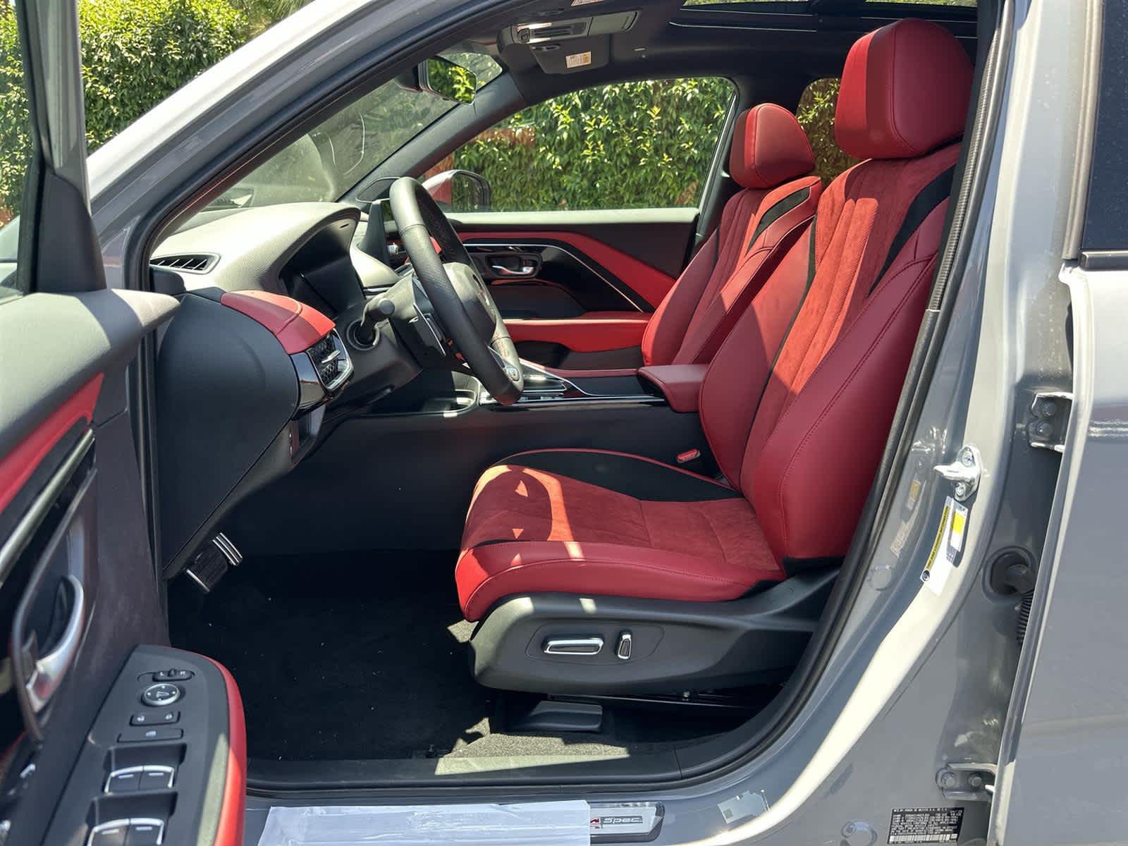 Thumbnail: 2025 Acura ADX - 11