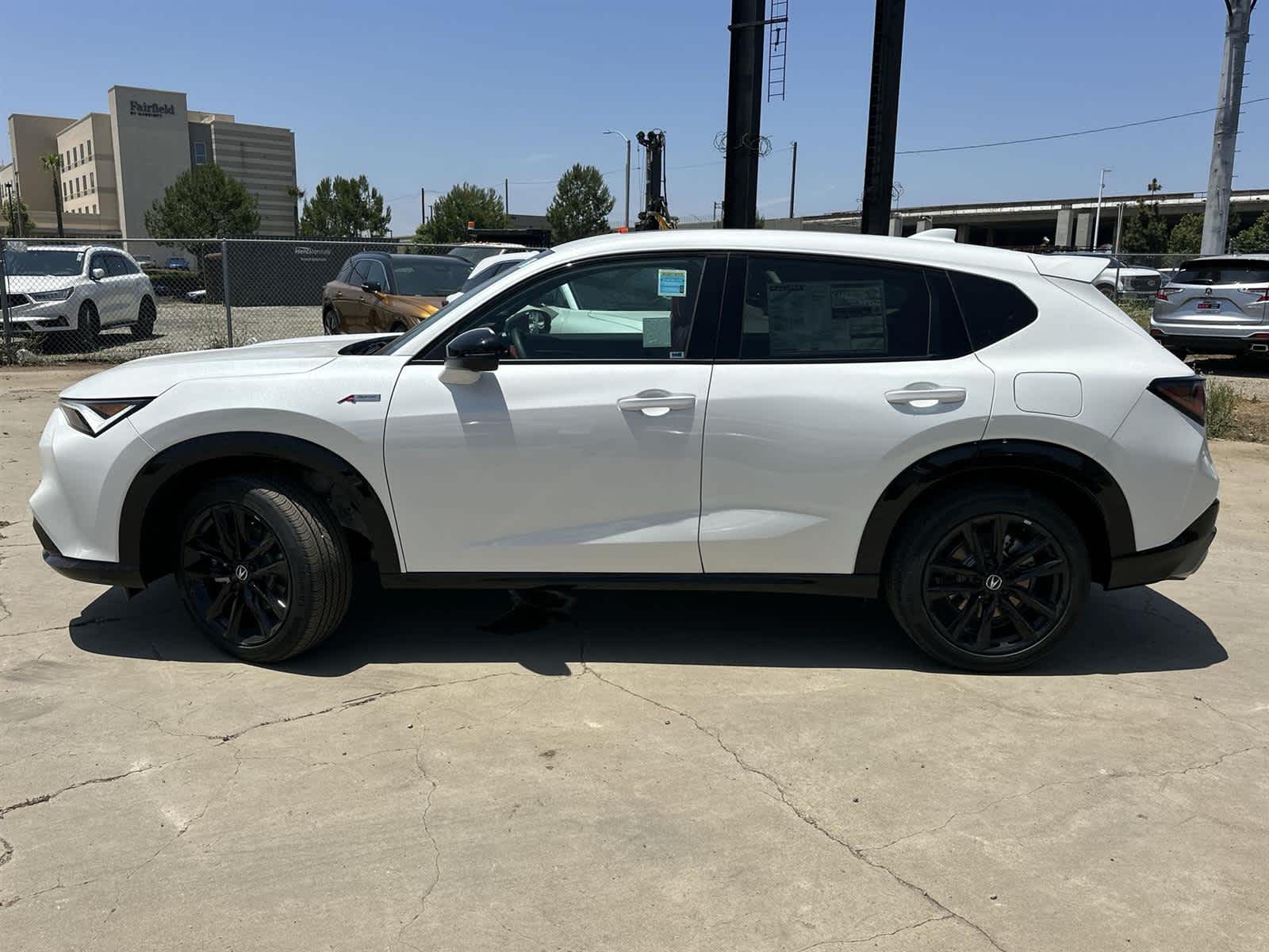 Thumbnail: 2025 Acura ADX - 3