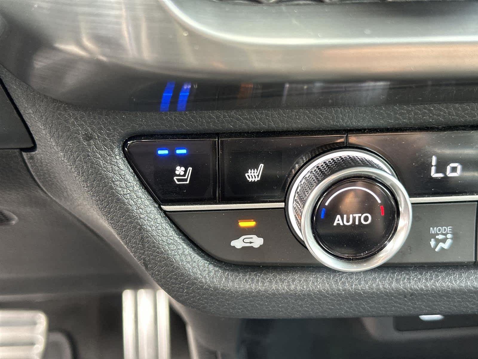 Thumbnail: 2025 Acura ADX - 26