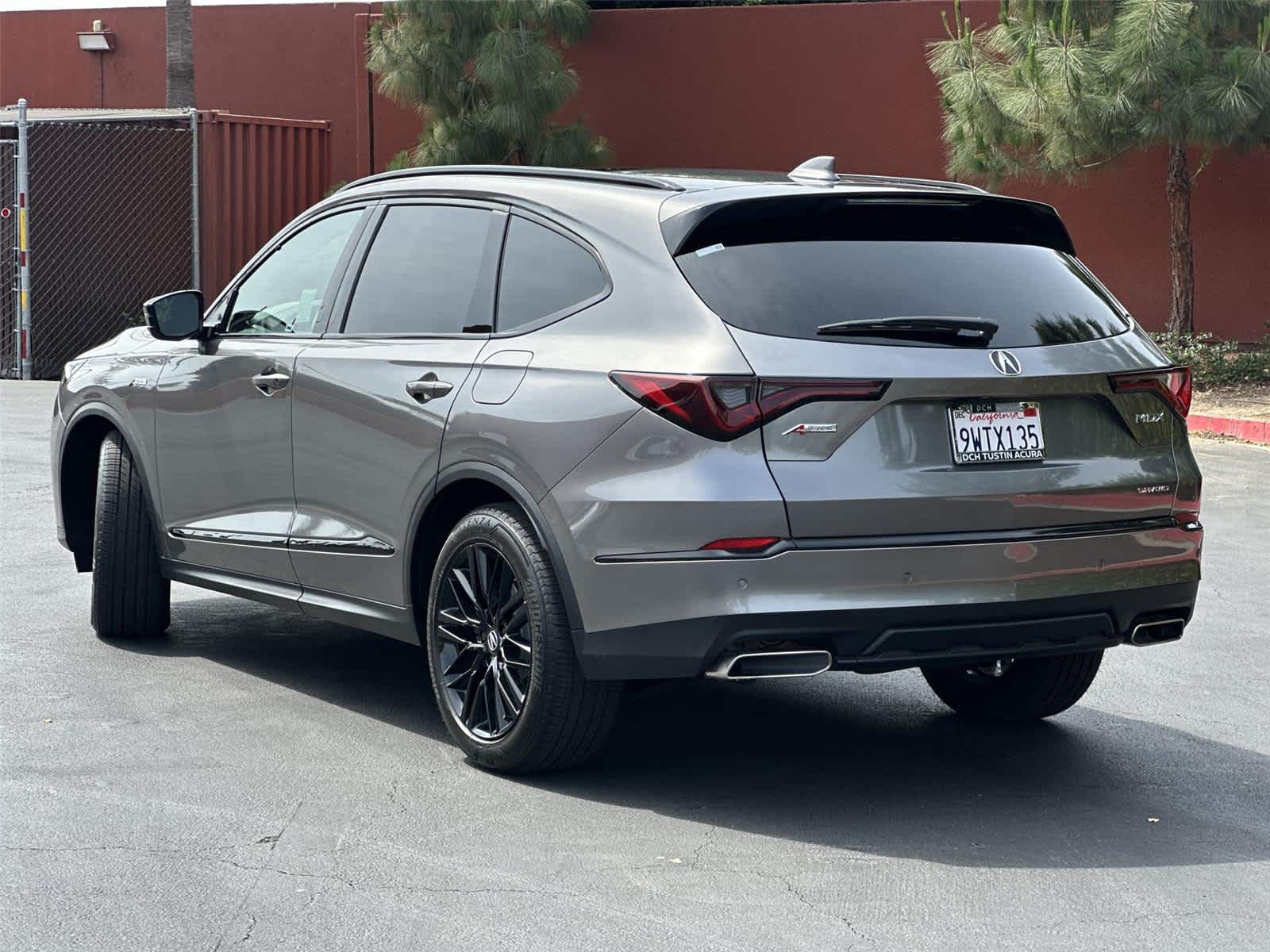 Thumbnail: 2026 Acura MDX - 4