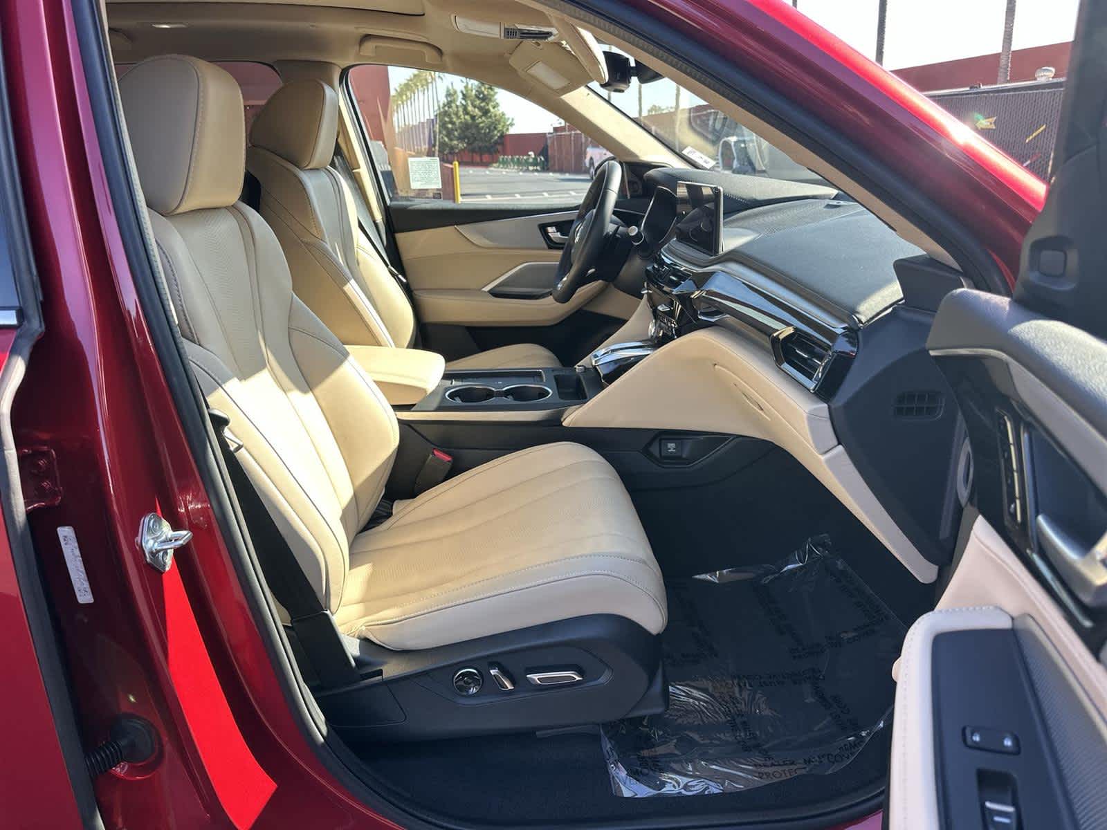 Thumbnail: 2025 Acura MDX - 14