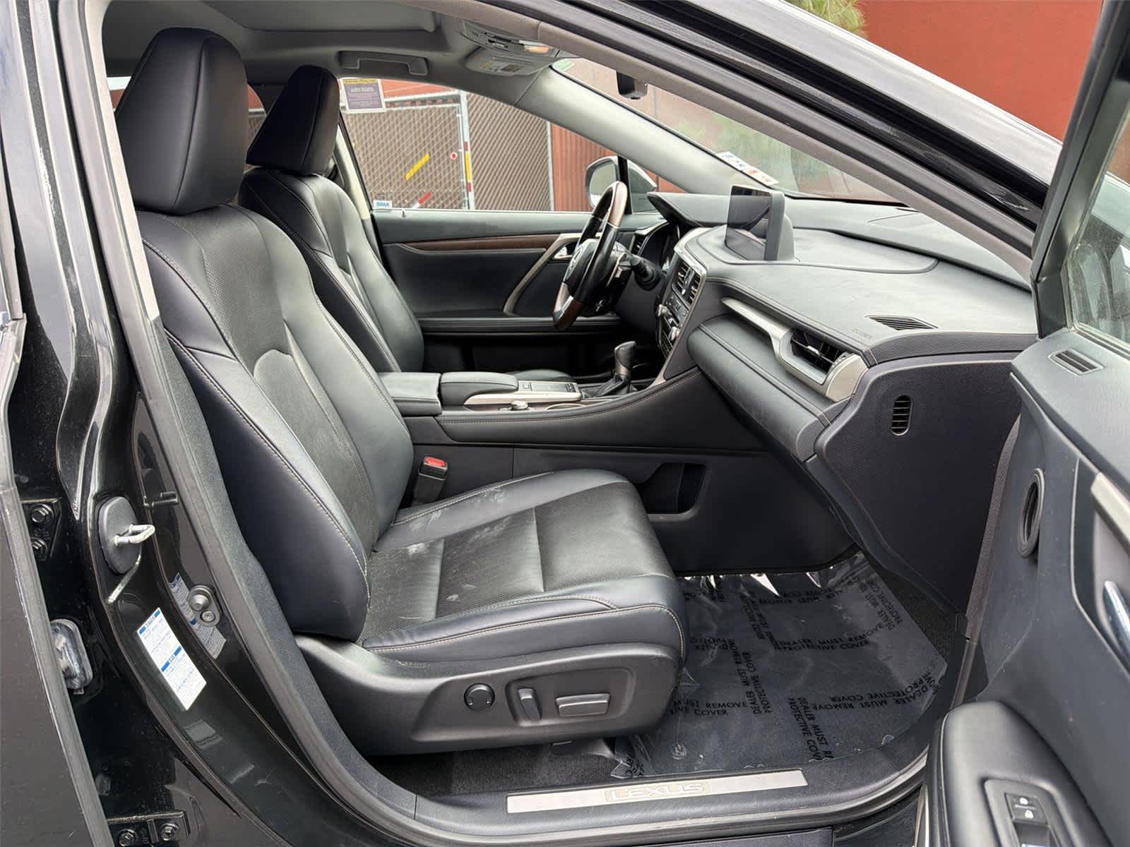 Thumbnail: 2020 Lexus RX - 14