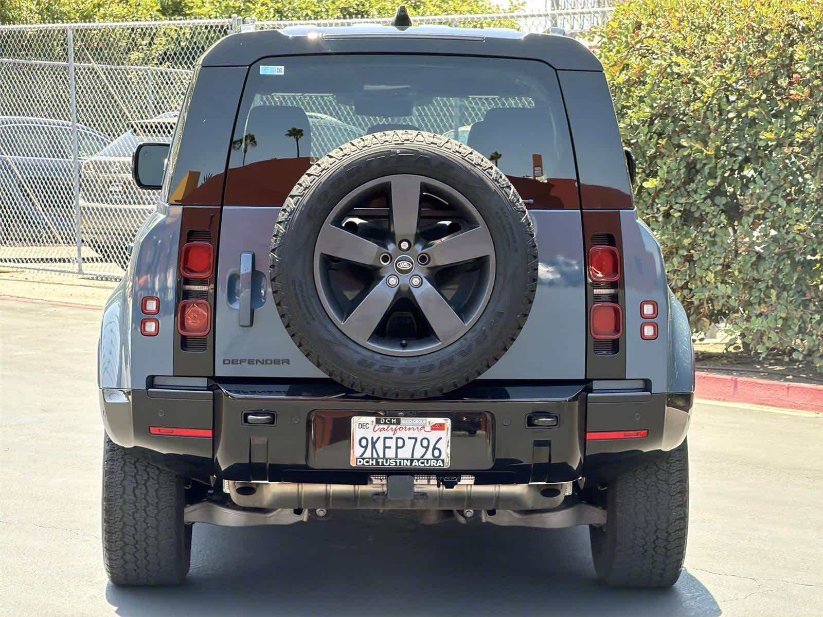 Thumbnail: 2024 Land Rover Defender - 5