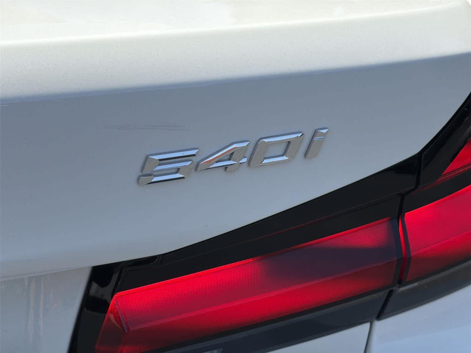 Thumbnail: 2023 BMW 5 Series - 8
