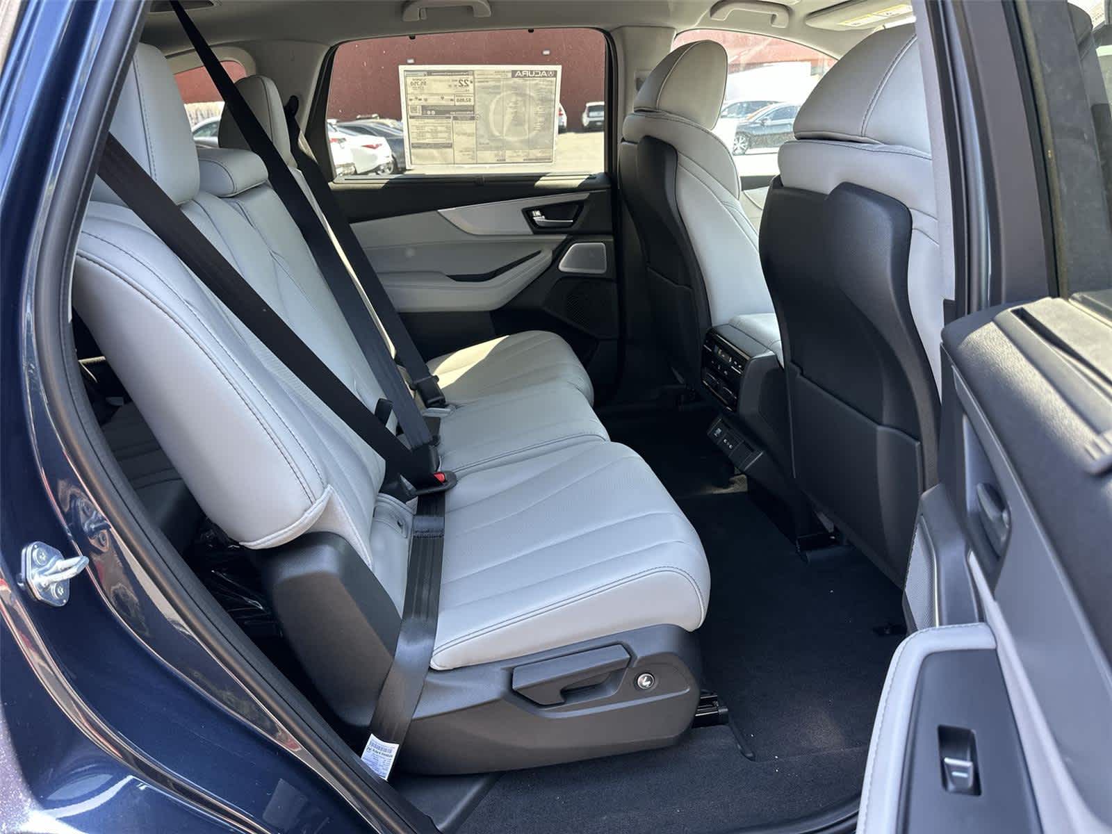 Thumbnail: 2026 Acura MDX - 14