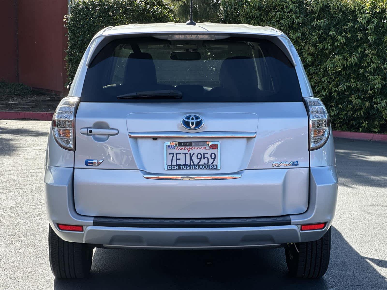 Thumbnail: 2014 Toyota RAV4 - 5