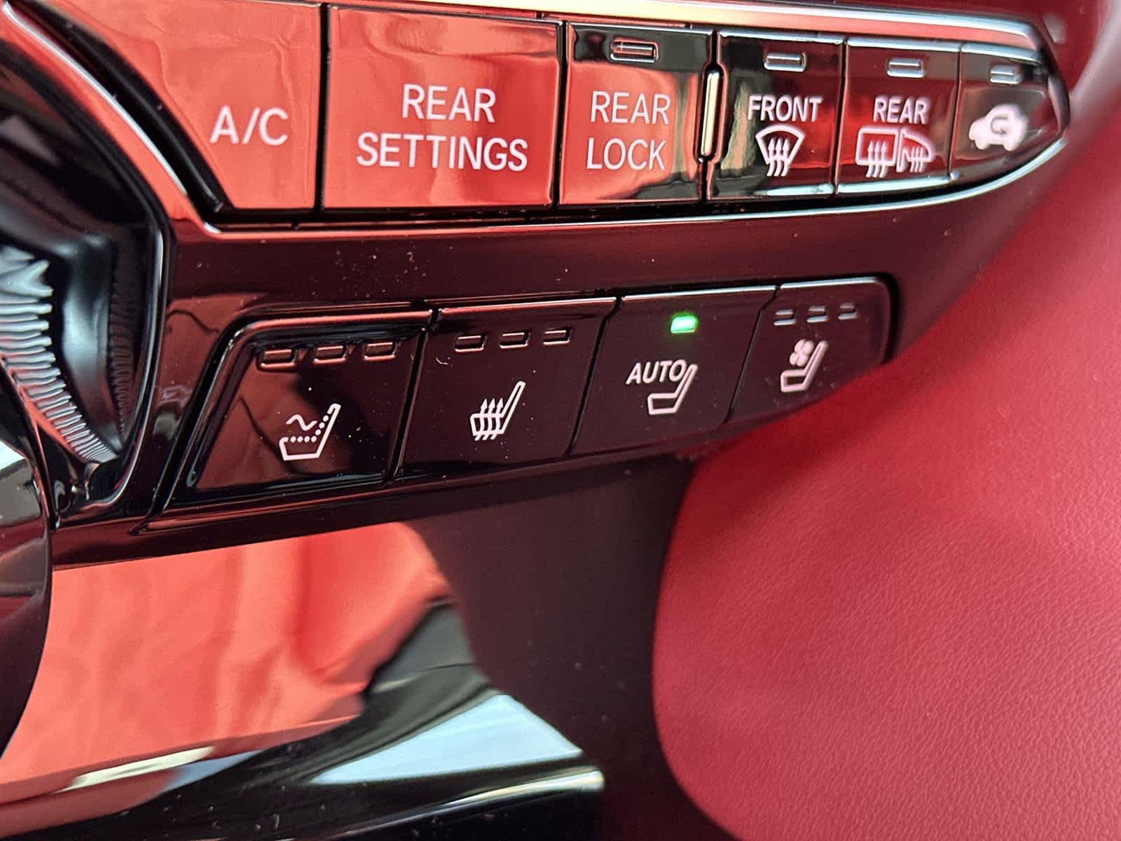 Thumbnail: 2025 Acura ADX - 26