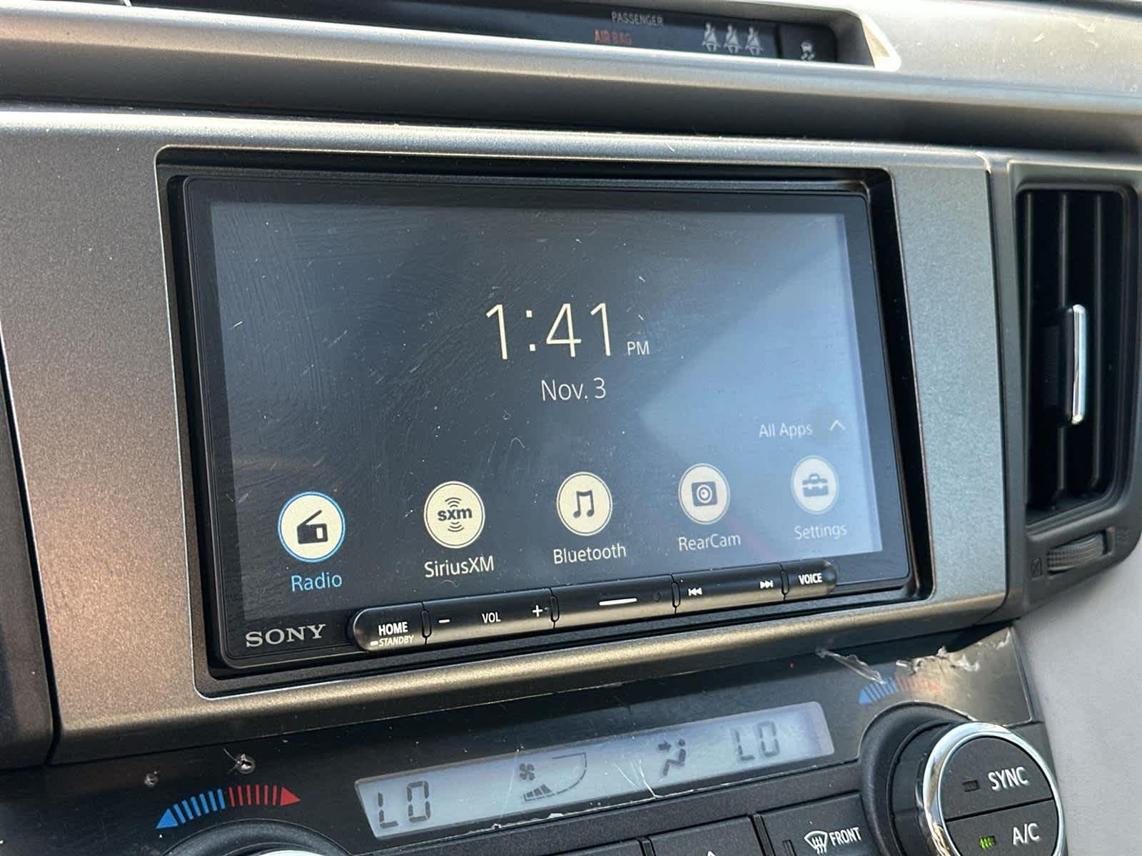 Thumbnail: 2017 Toyota RAV4 - 29