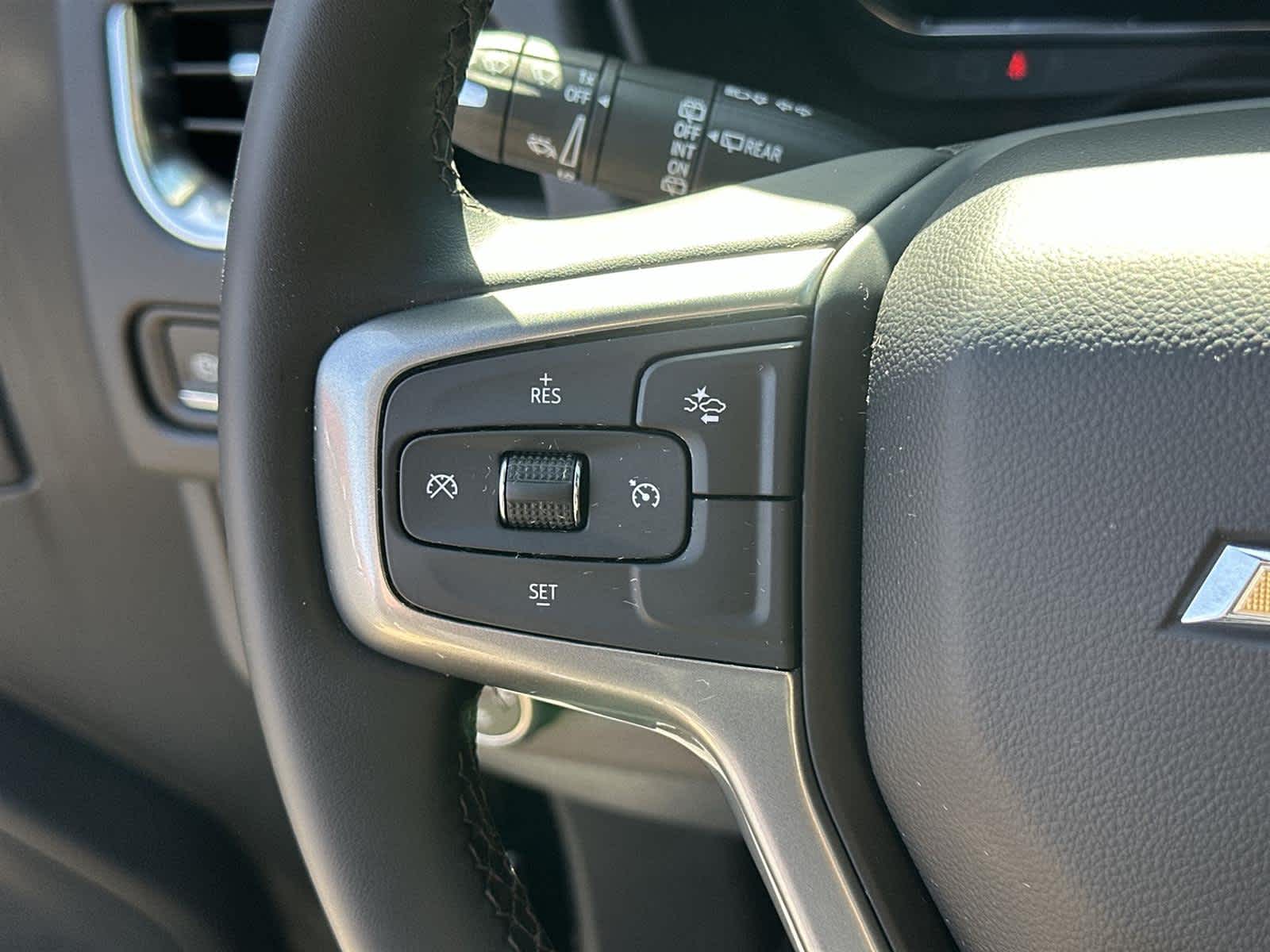 Thumbnail: 2024 Chevrolet Tahoe - 24