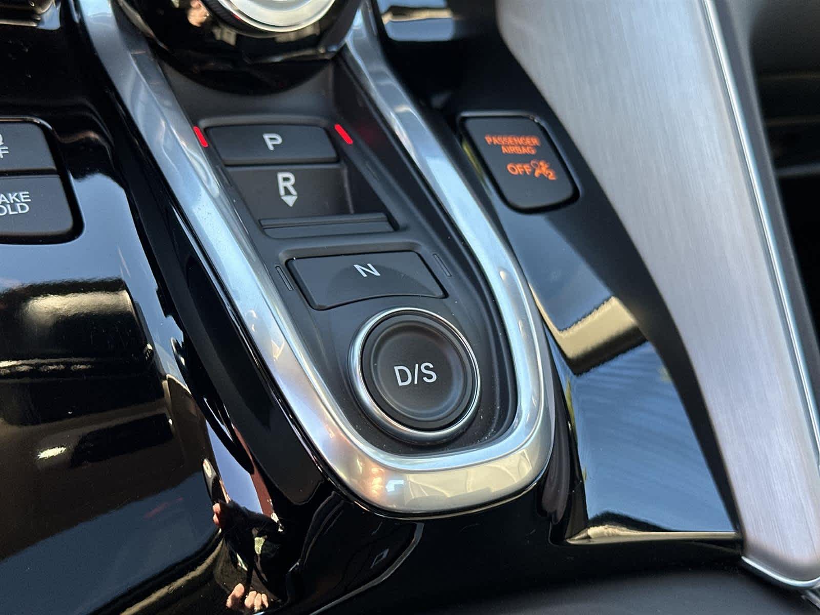 Thumbnail: 2025 Acura TLX - 18