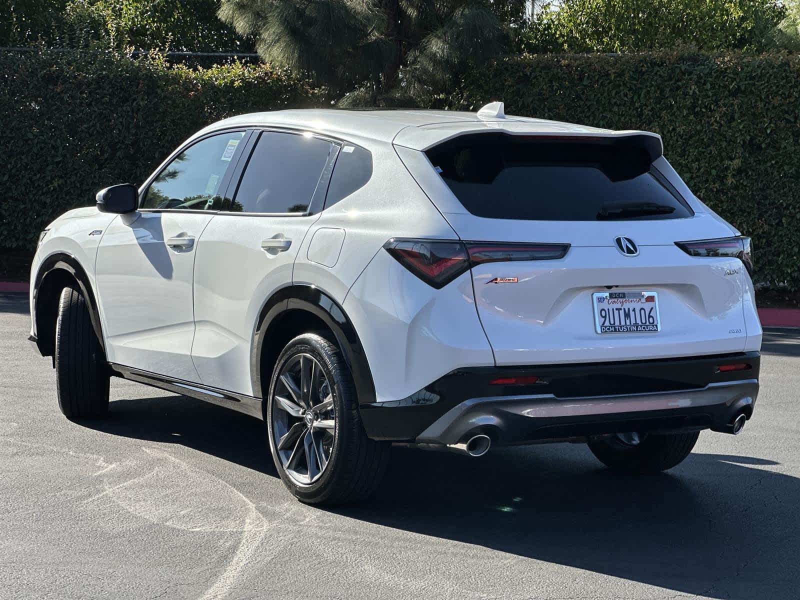 Thumbnail: 2025 Acura ADX - 4