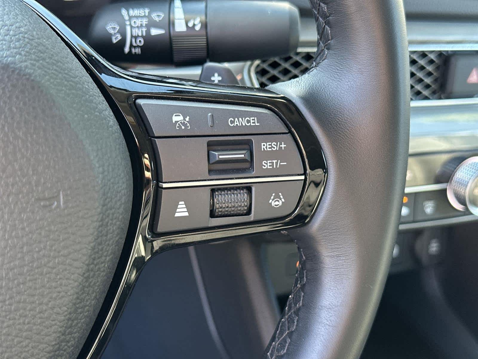 Thumbnail: 2025 Acura Integra - 24