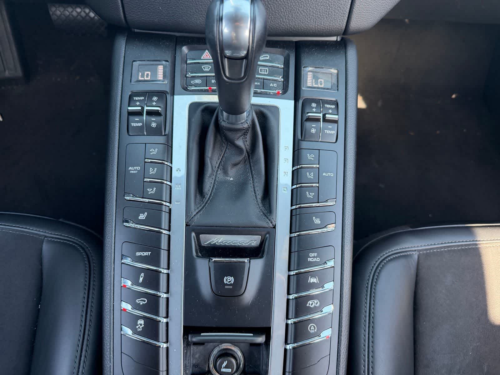 Thumbnail: 2018 Porsche Macan - 14