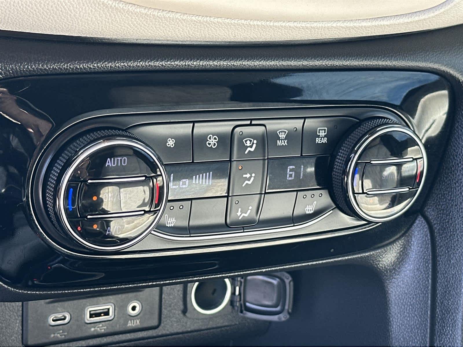 Thumbnail: 2020 Buick Encore GX - 30