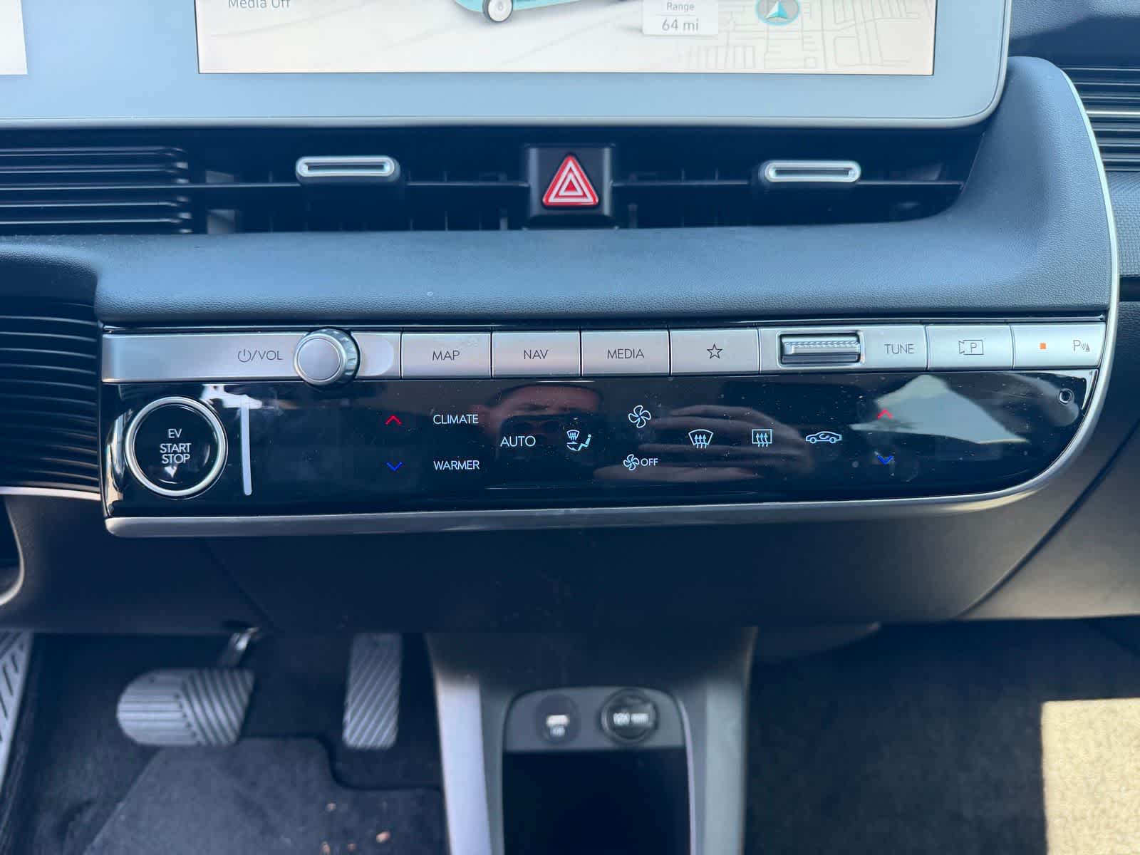 Thumbnail: 2024 Hyundai Ioniq 5 - 15