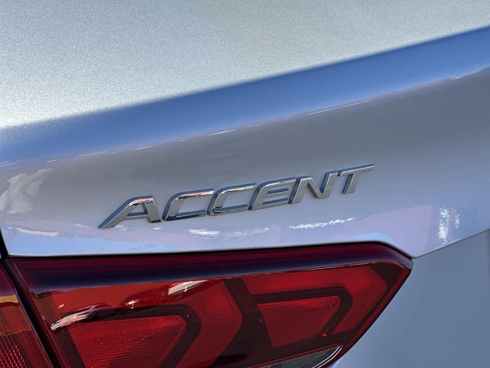 Thumbnail: 2022 Hyundai Accent - 7