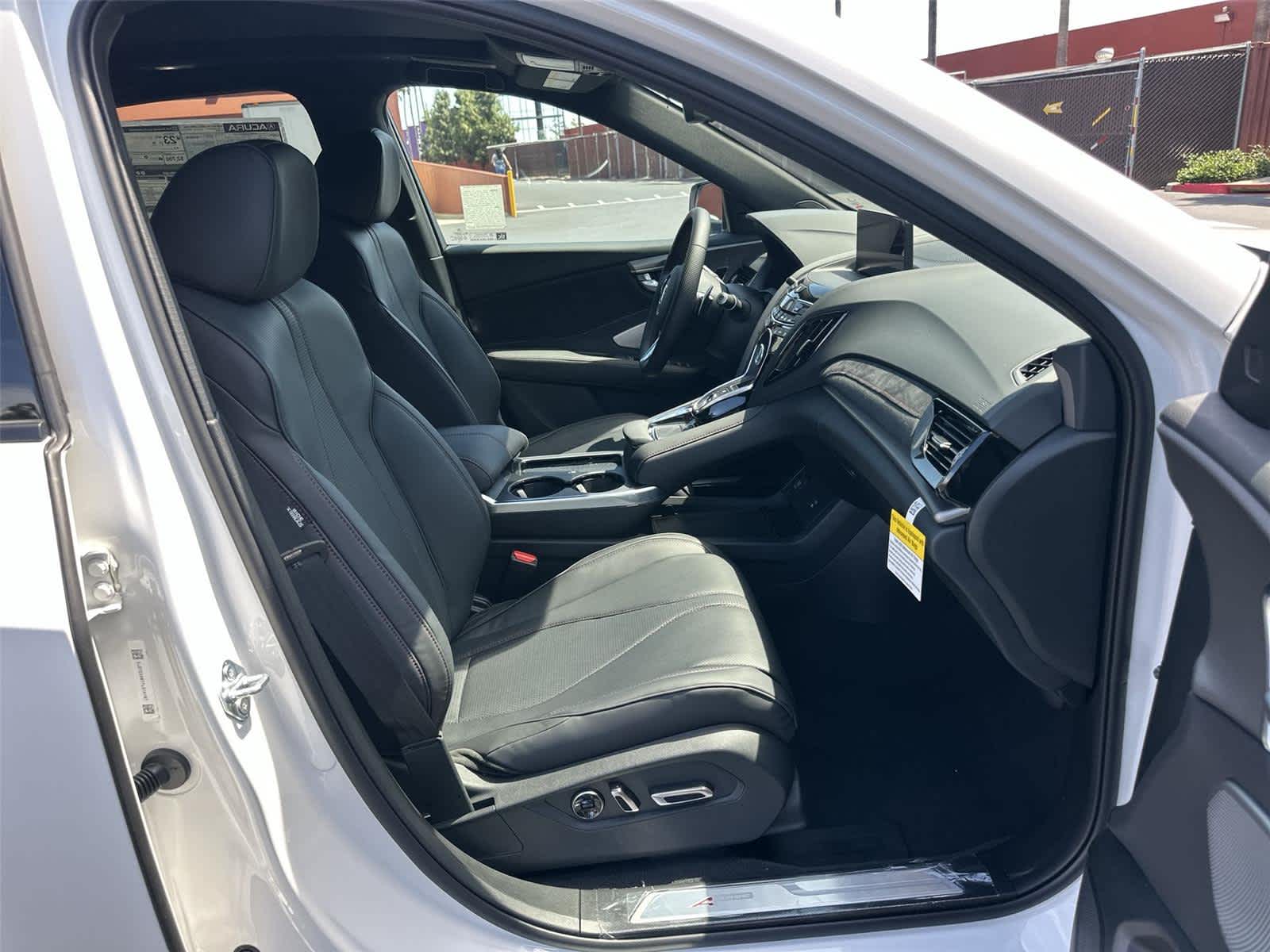 Thumbnail: 2026 Acura RDX - 14