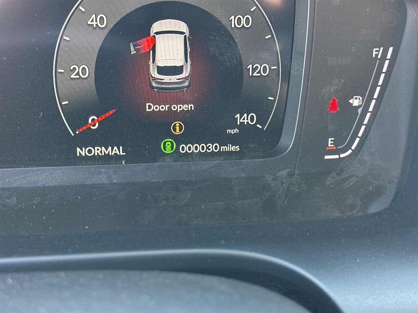 Thumbnail: 2025 Acura ADX - 18