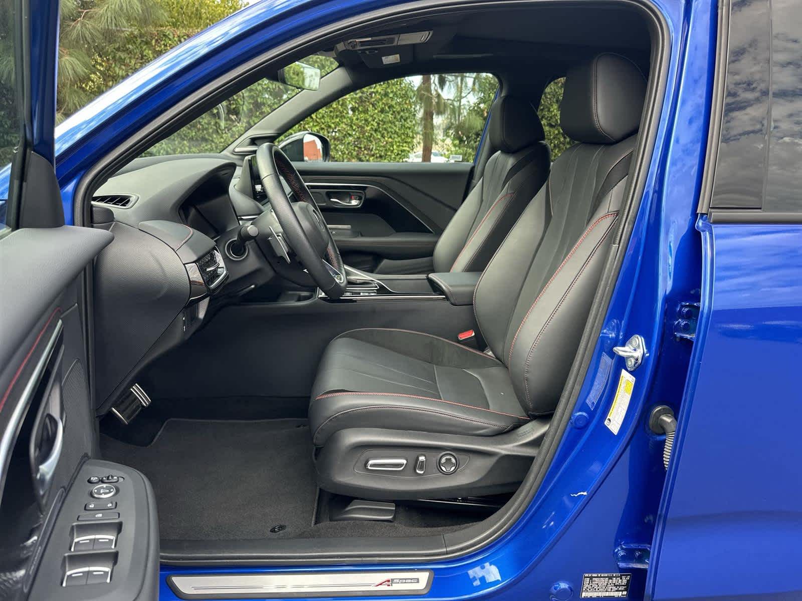 Thumbnail: 2025 Acura ADX - 11