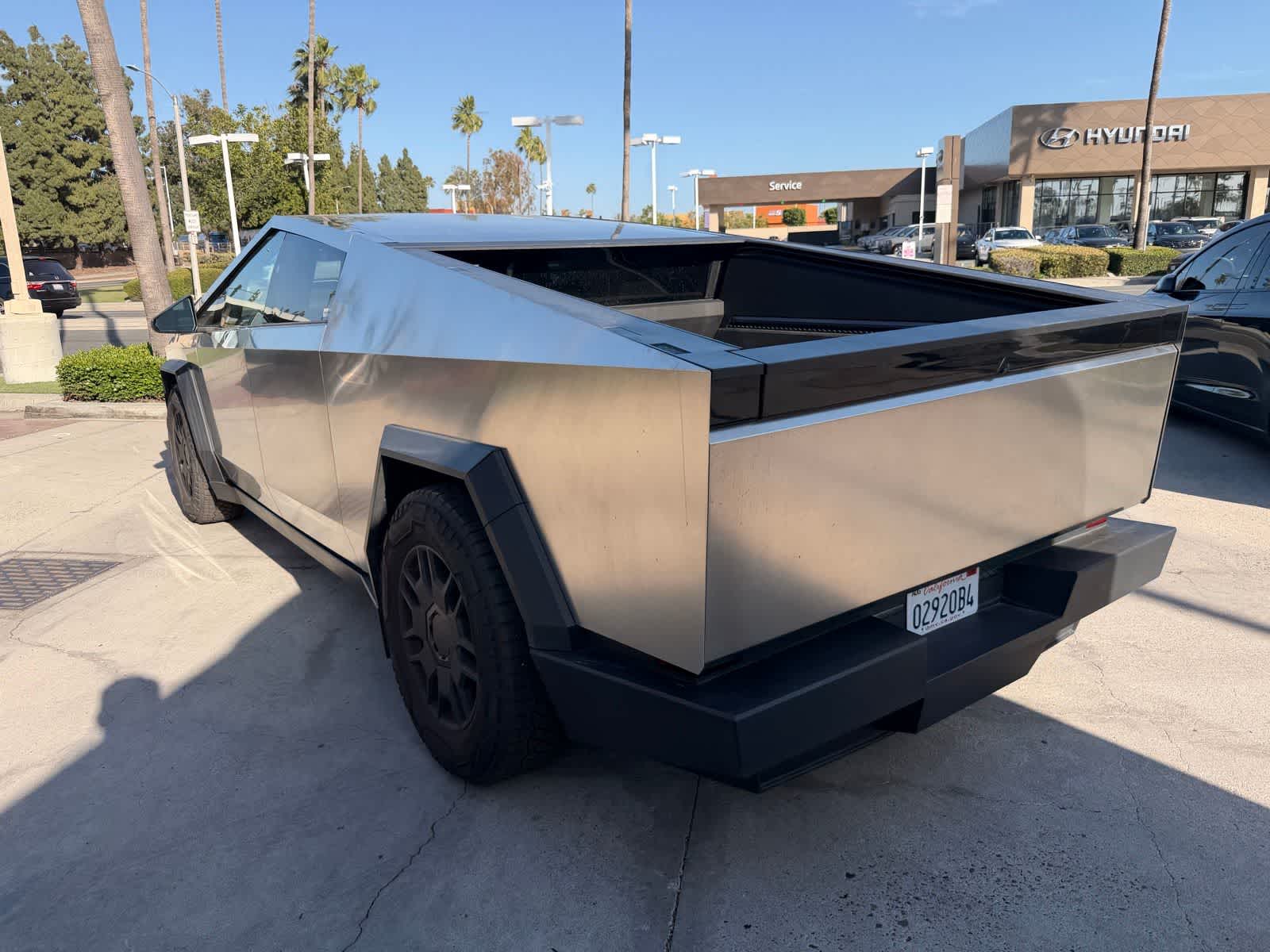 Thumbnail: 2024 Tesla Cybertruck - 3