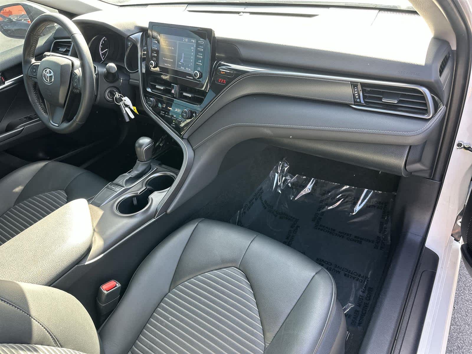 Thumbnail: 2023 Toyota Camry - 11