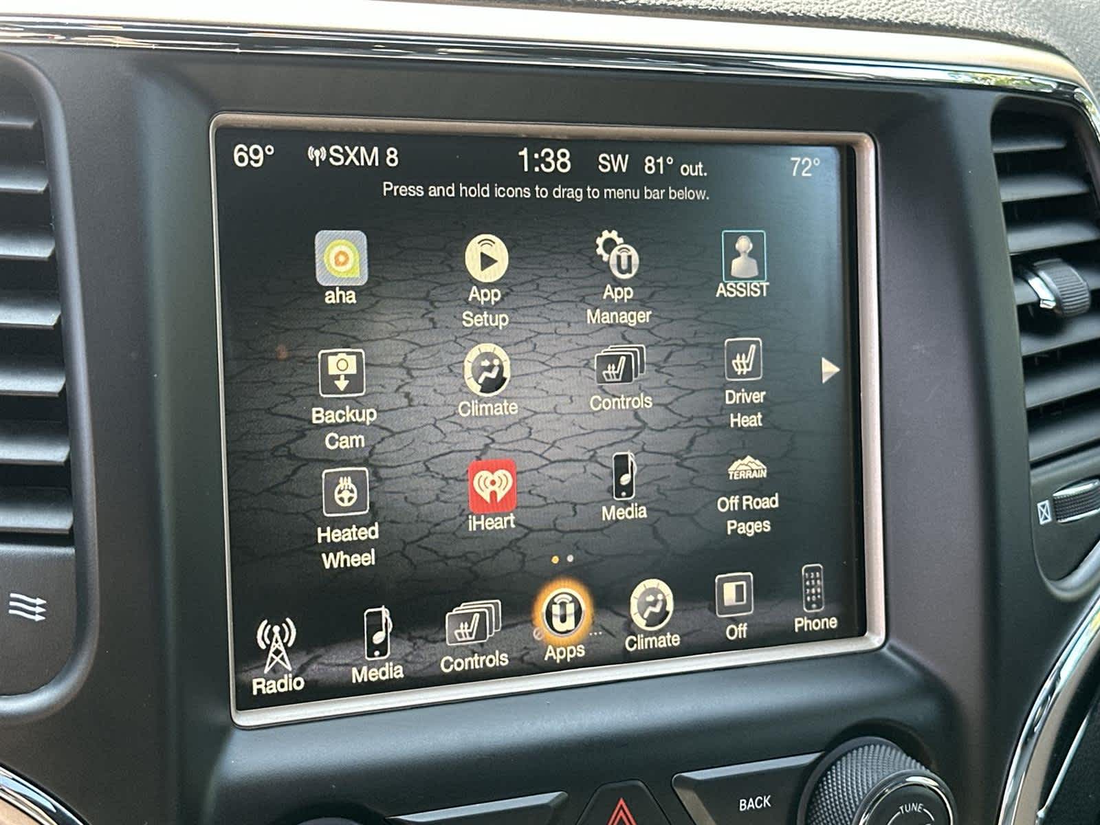 Thumbnail: 2017 Jeep Grand Cherokee - 29