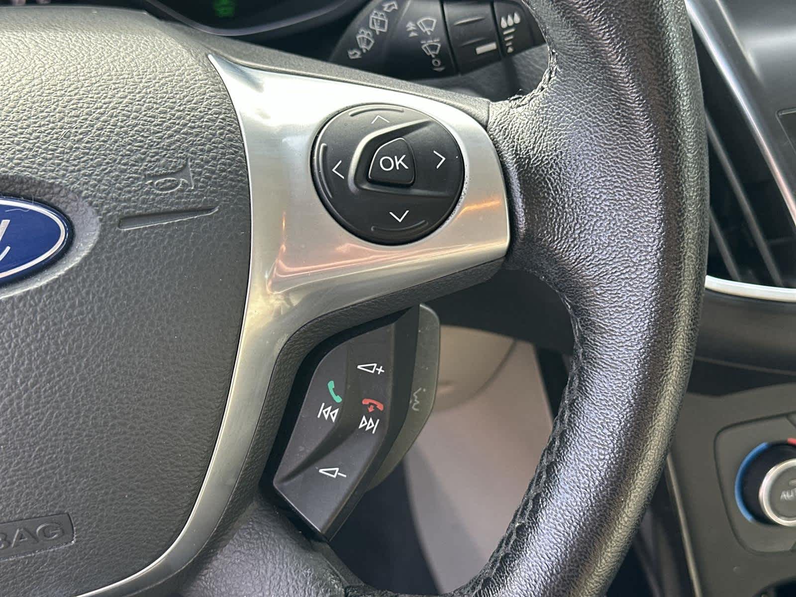 Thumbnail: 2015 Ford Focus - 25