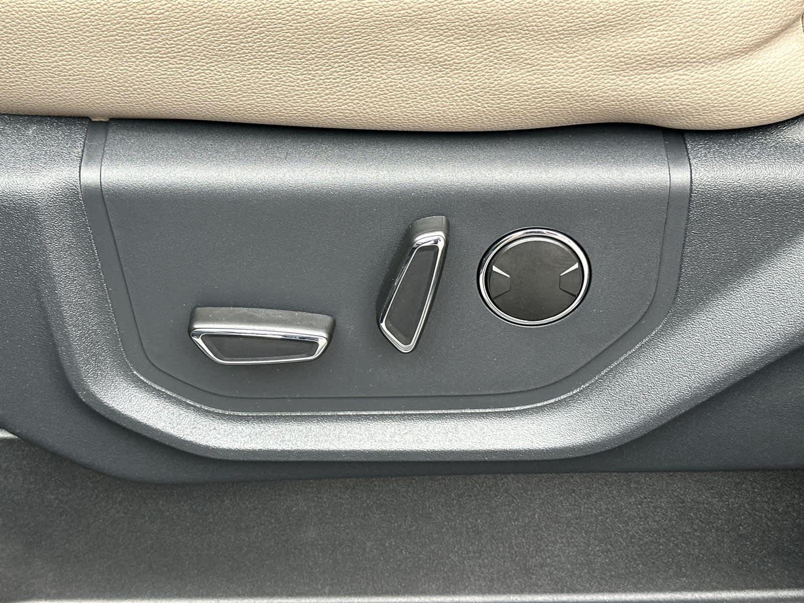 Thumbnail: 2024 Ford Expedition - 23