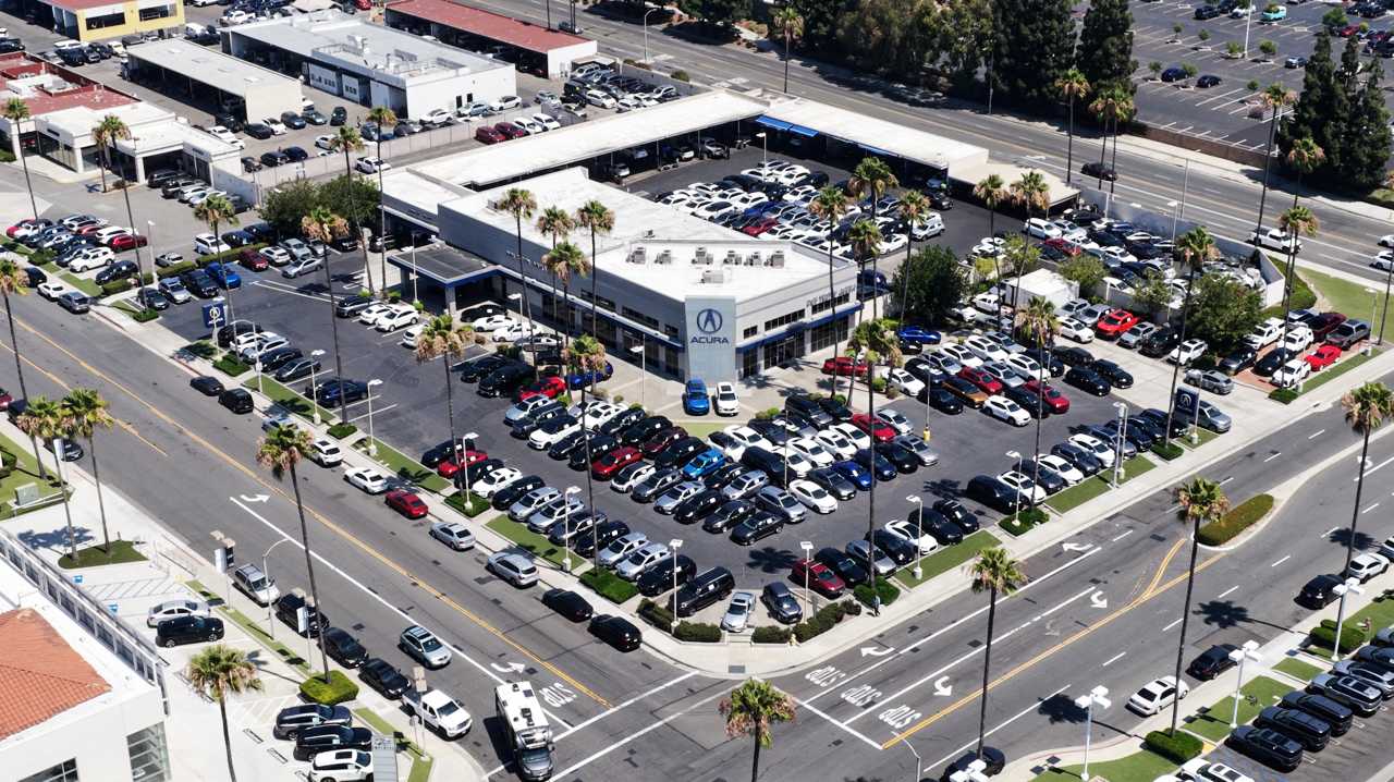 Thumbnail: 2025 BMW i7 - 26