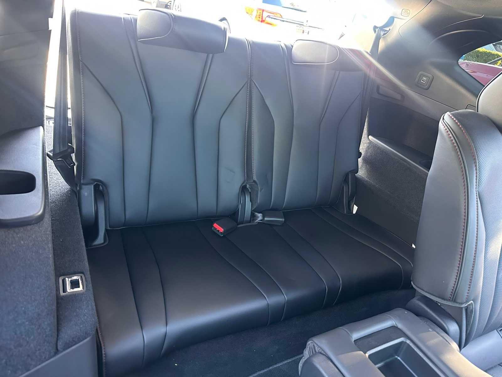 Thumbnail: 2026 Acura MDX - 11