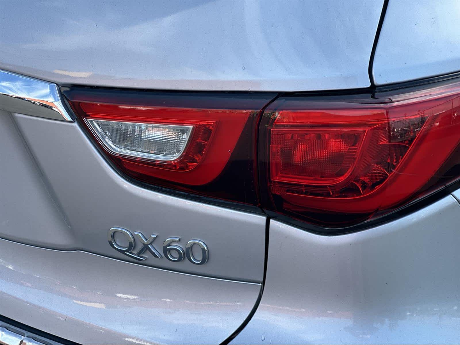 Thumbnail: 2016 INFINITI QX60 - 7