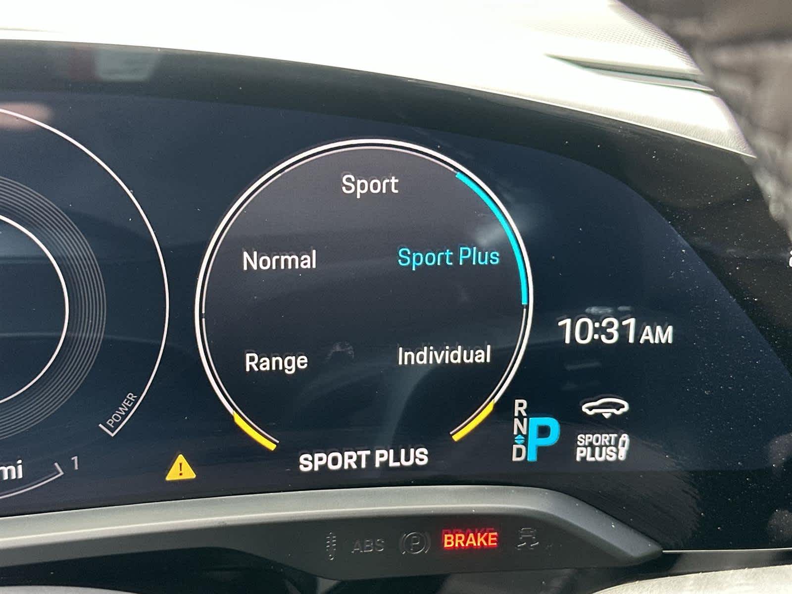 Thumbnail: 2020 Porsche Taycan - 32