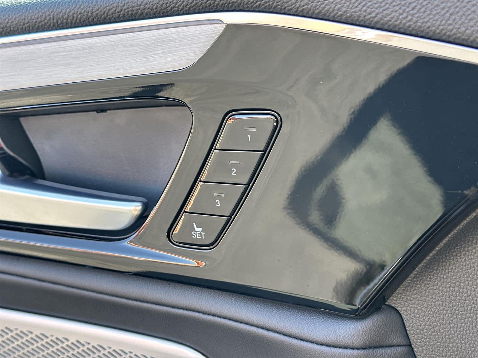 Thumbnail: 2024 Acura MDX - 30