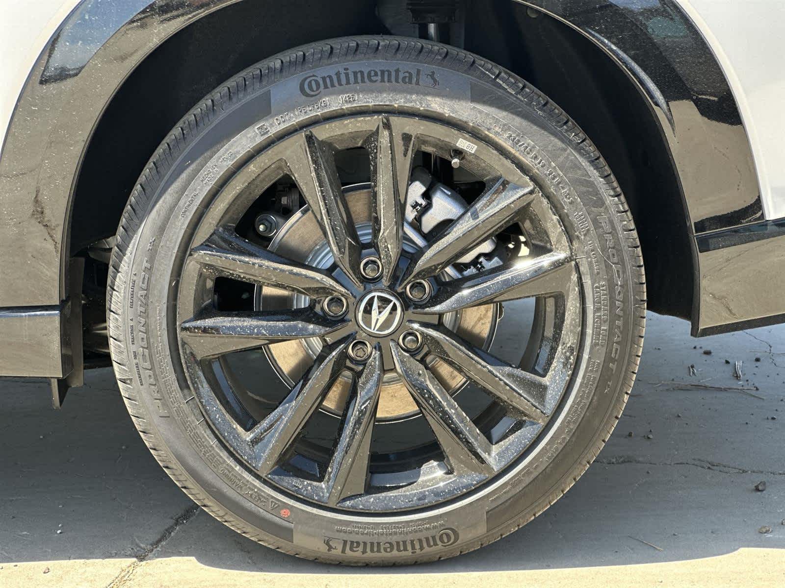 Thumbnail: 2025 Acura ADX - 8