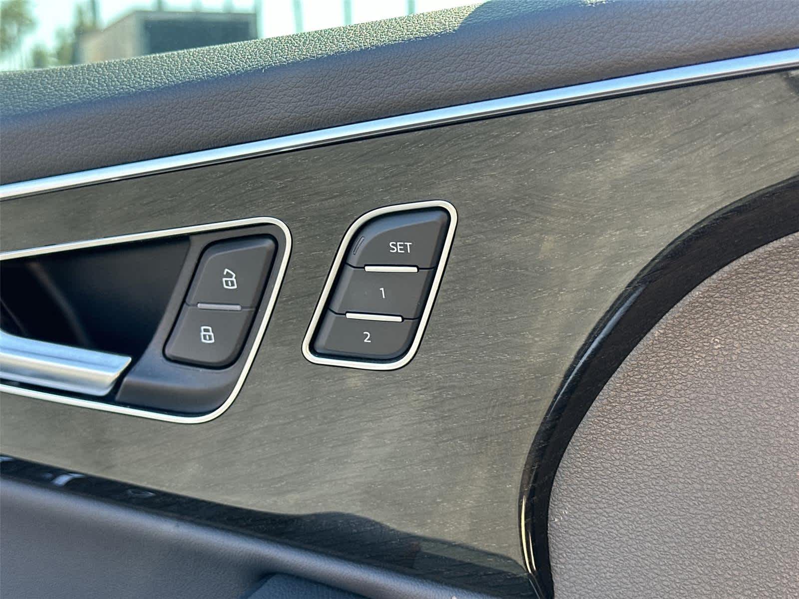 Thumbnail: 2021 Audi Q7 - 29