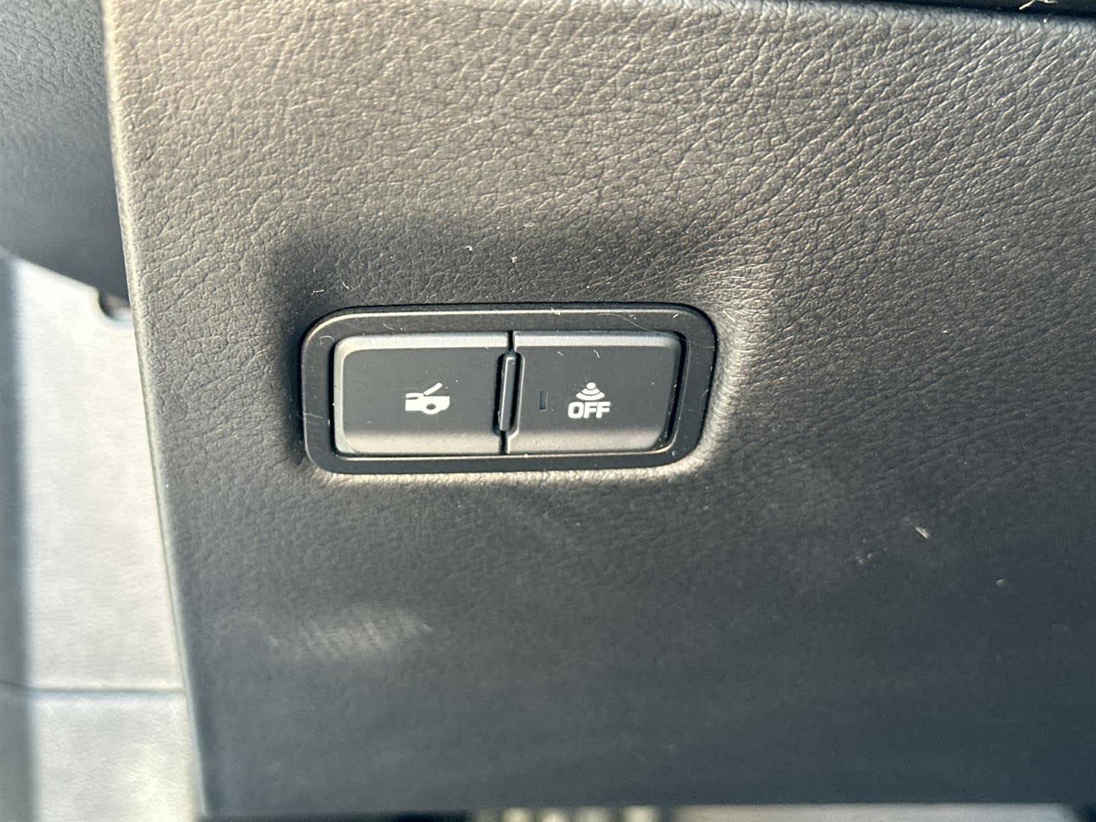 Thumbnail: 2015 Chevrolet Corvette - 29