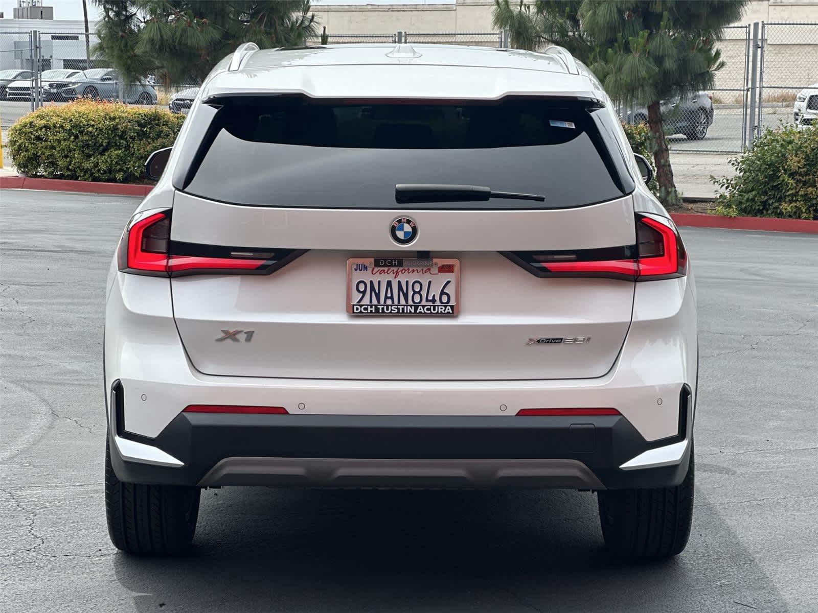 Thumbnail: 2023 BMW X1 - 6