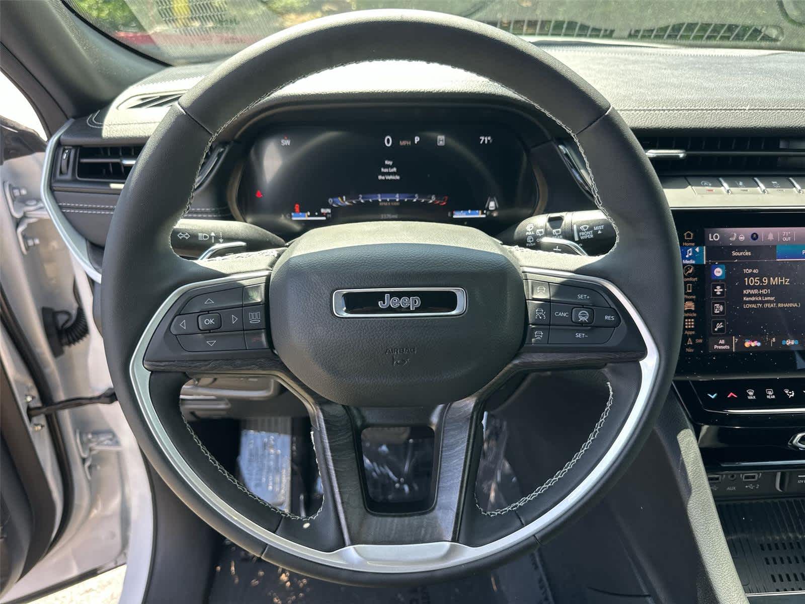 Thumbnail: 2026 Jeep Grand Cherokee - 15