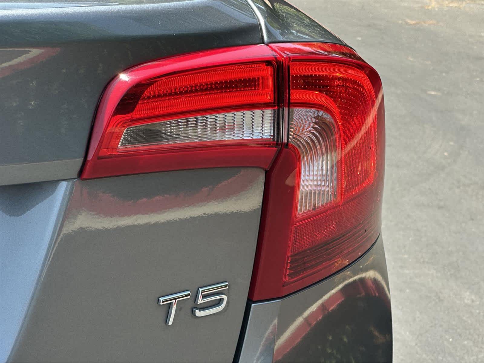 Thumbnail: 2016 Volvo S60 - 7