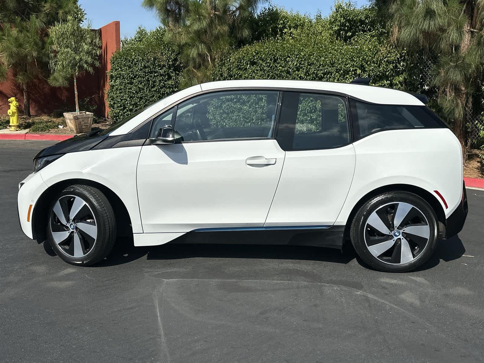 Thumbnail: 2017 BMW i3 - 3