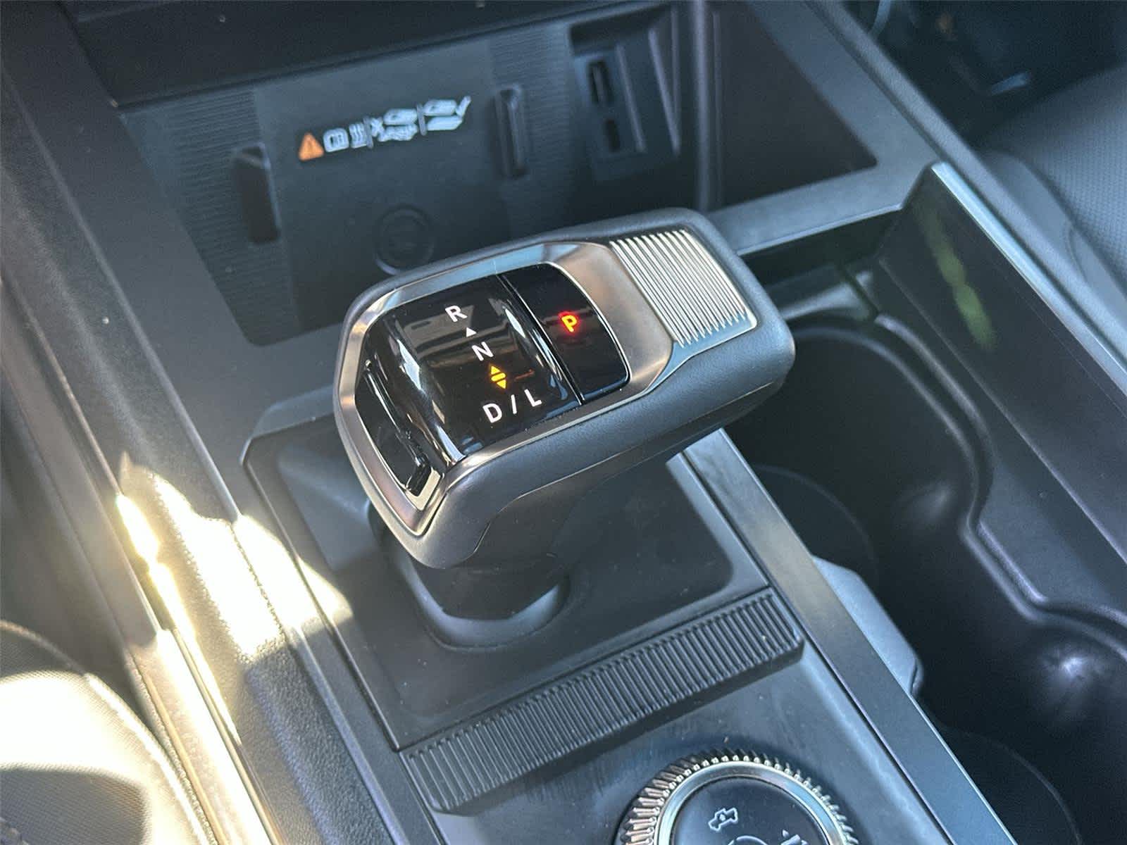 Thumbnail: 2024 GMC Hummer EV - 17