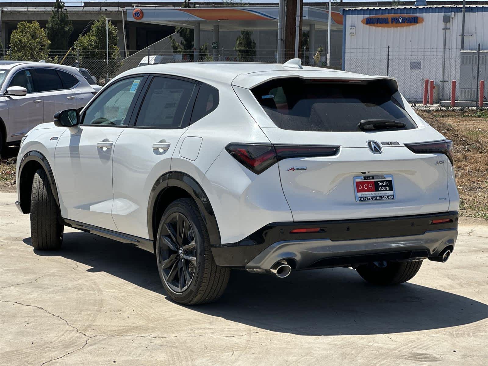 Thumbnail: 2025 Acura ADX - 4