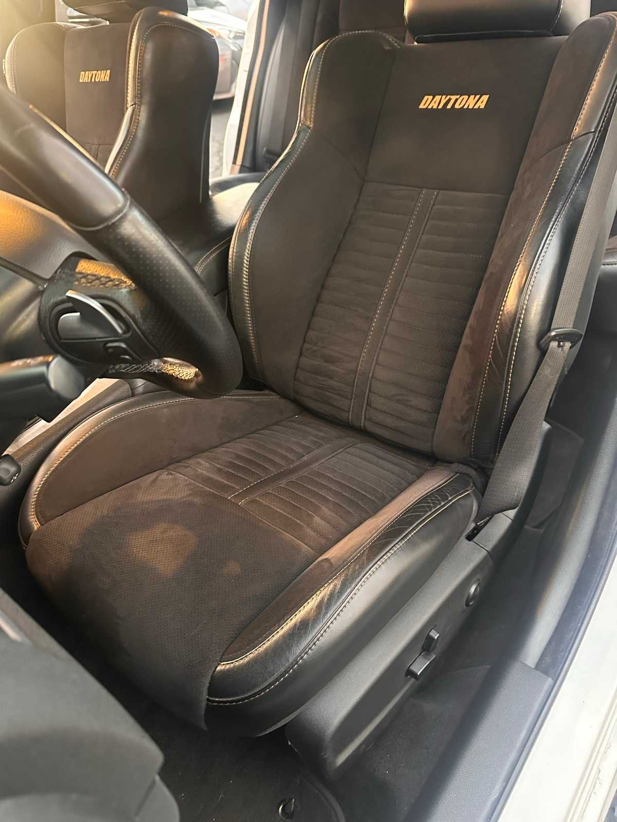 Thumbnail: 2018 Dodge Charger - 15