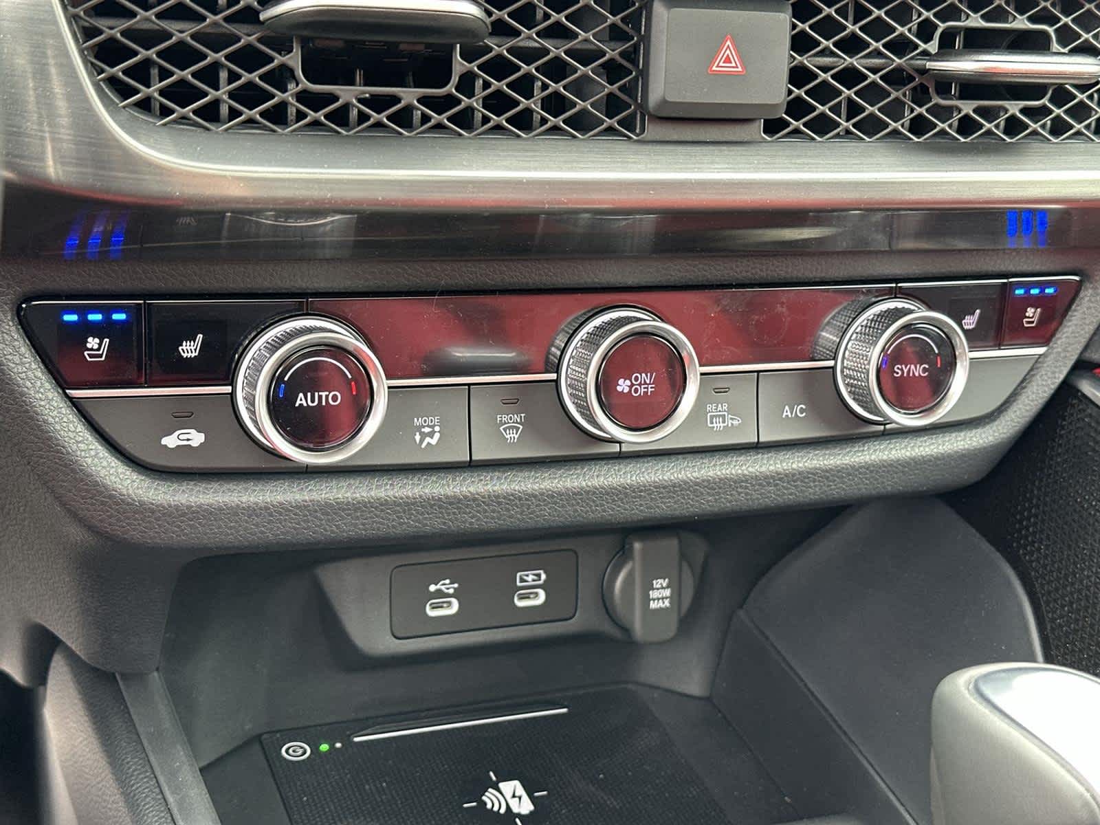 Thumbnail: 2025 Acura ADX - 27