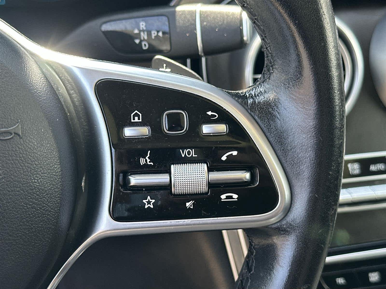 Thumbnail: 2021 Mercedes-Benz GLC - 24