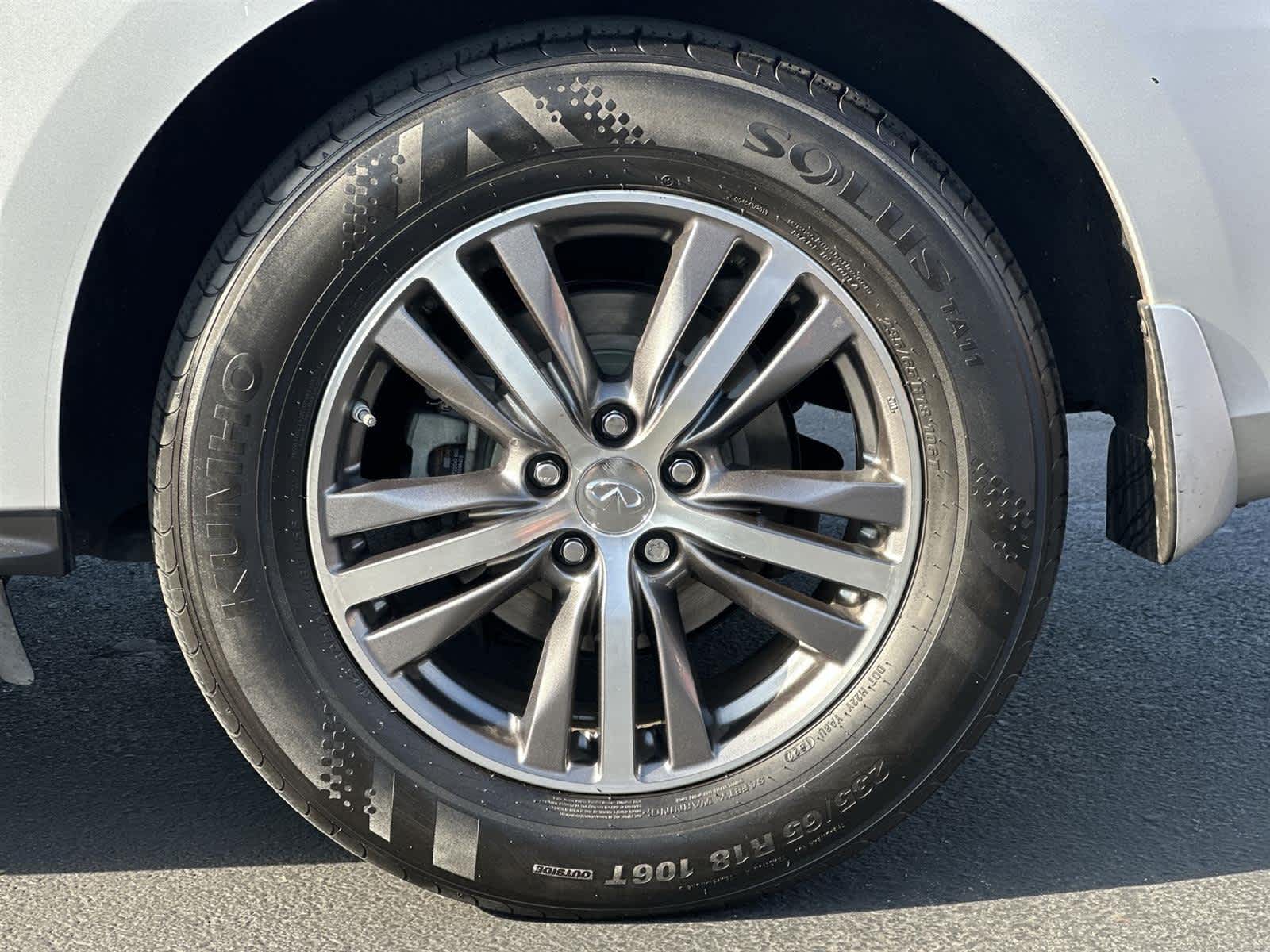 Thumbnail: 2016 INFINITI QX60 - 8