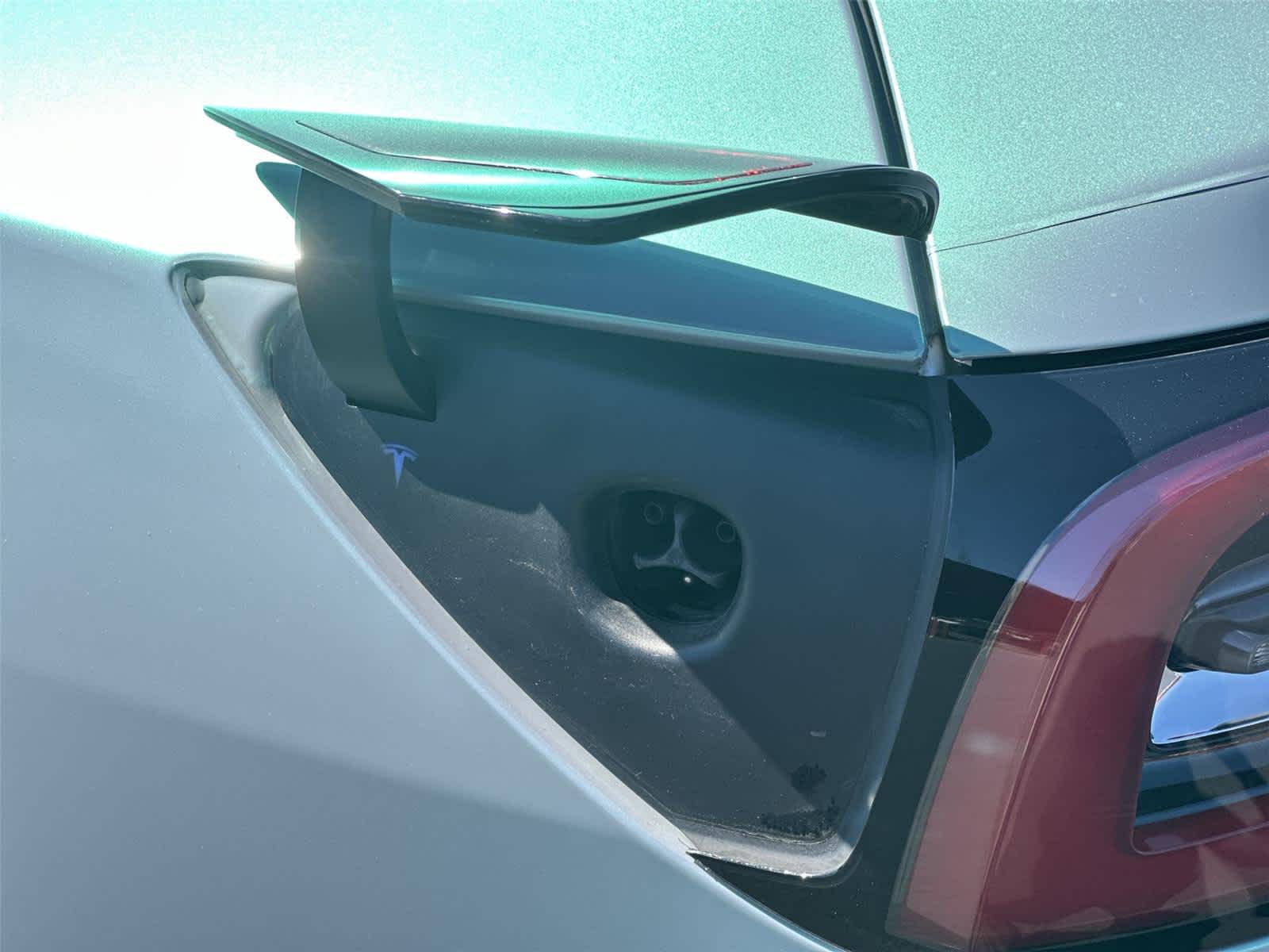 Thumbnail: 2022 Tesla Model 3 - 9