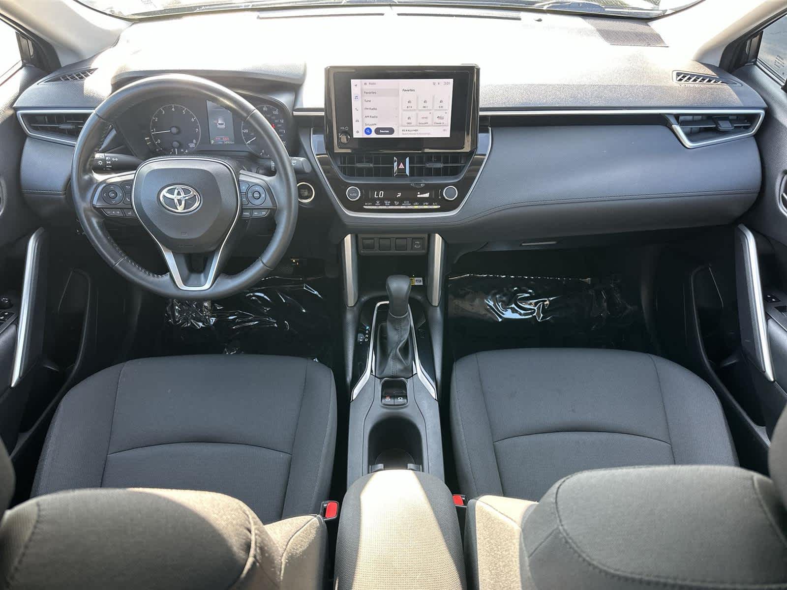 Thumbnail: 2023 Toyota Corolla Cross - 10