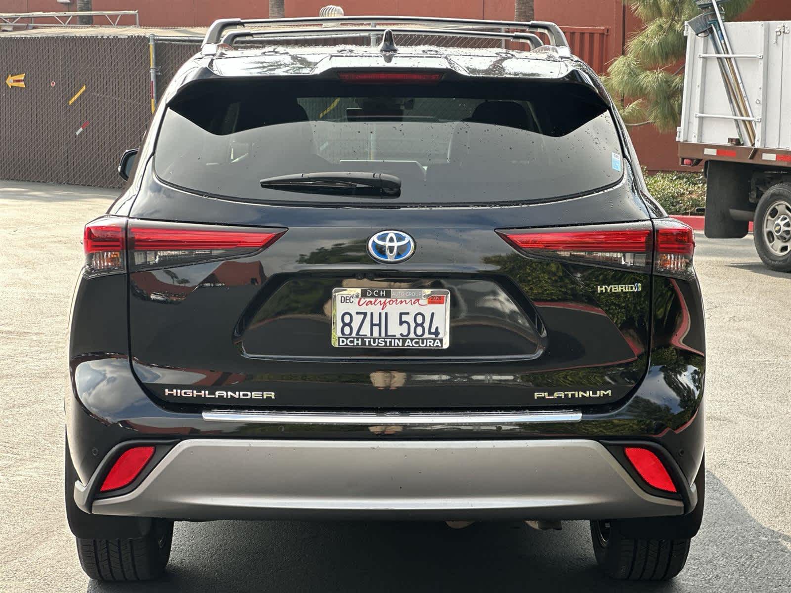 Thumbnail: 2022 Toyota Highlander - 5
